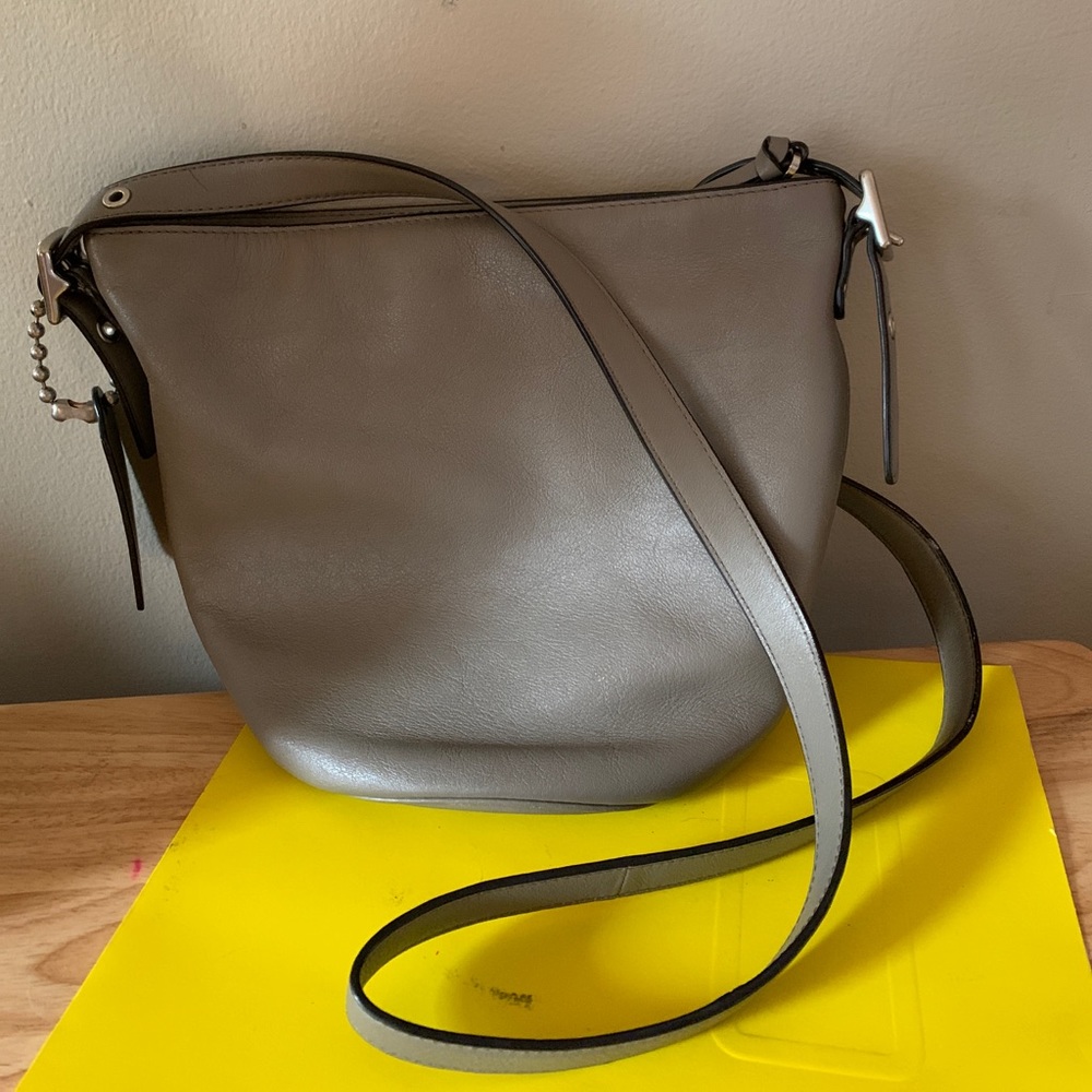 Coach Bucket Bag - Picture 5 of 12
